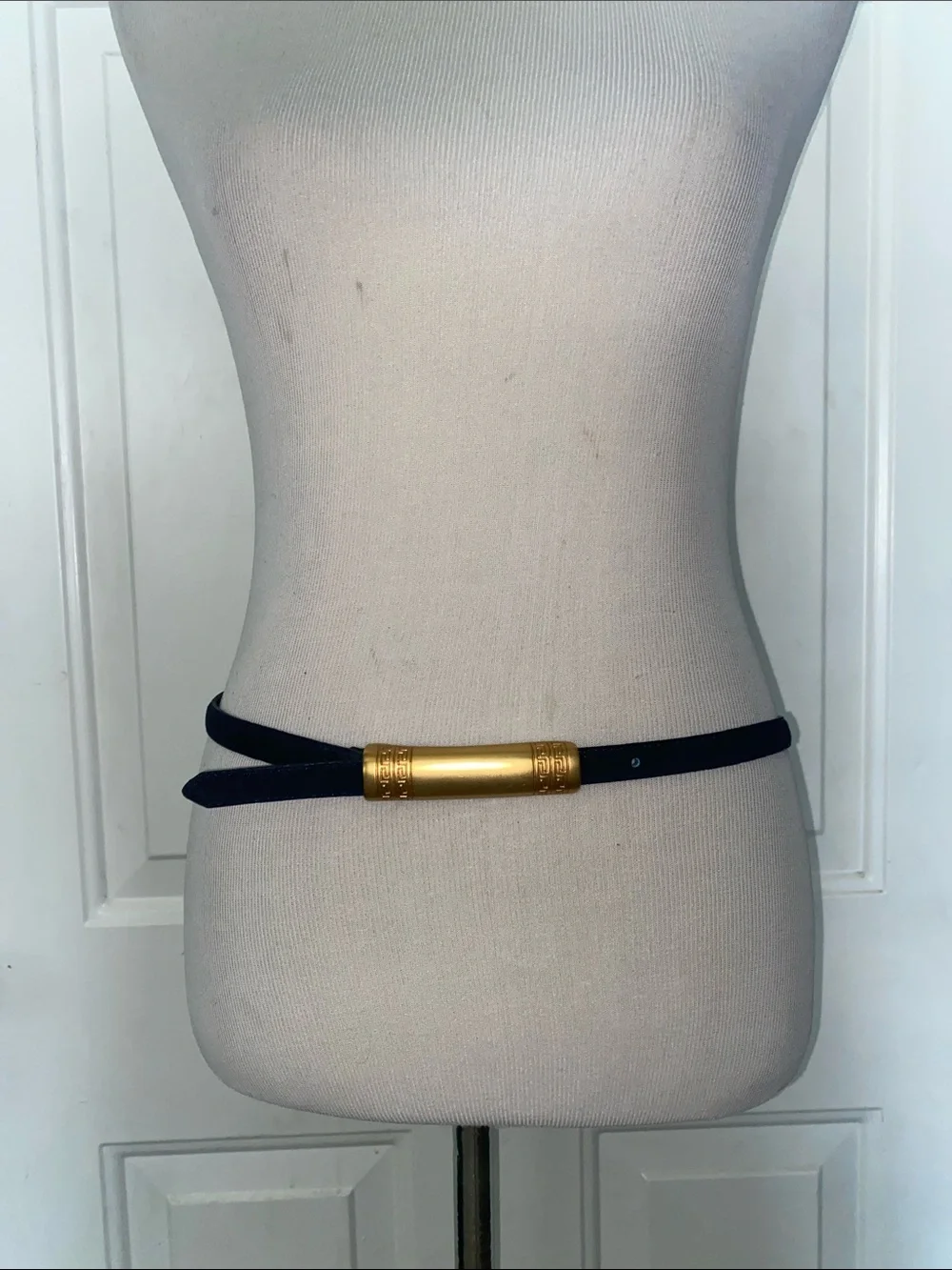 Vintage JG Hook Deep Navy /Black Leather Belt with Gold Sculptural Belt Buckle L